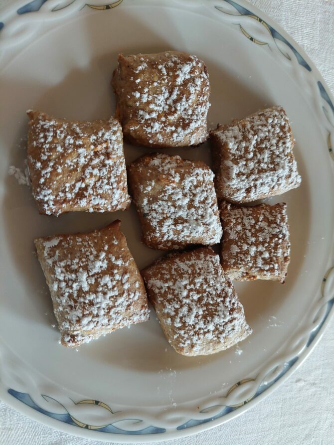 Bild mit Adventkonfekt